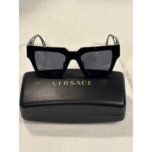 Brand New Versace Sunglasses -0VE4431F
